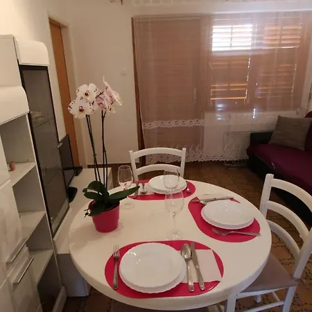 Guest house Duda 2*